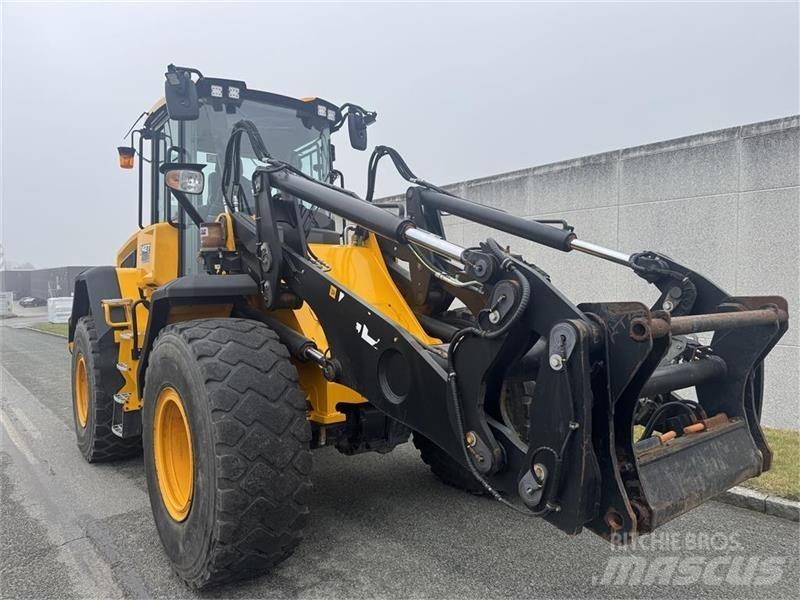 JCB 427 Agri Chargeuse sur pneus