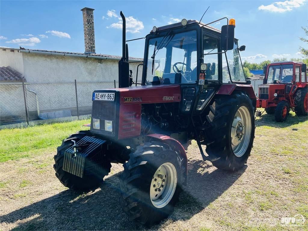 MTZ 820.1 Tracteur