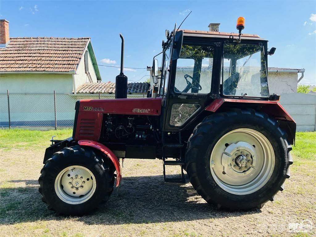 MTZ 820.1 Tracteur