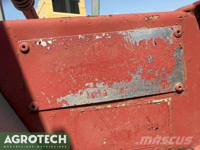  (Μονός χορτοσυλλέκτης) Tracteur