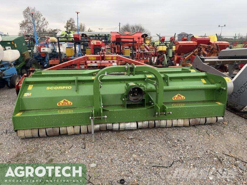 Celli SCORPIO/F 320 Tracteur