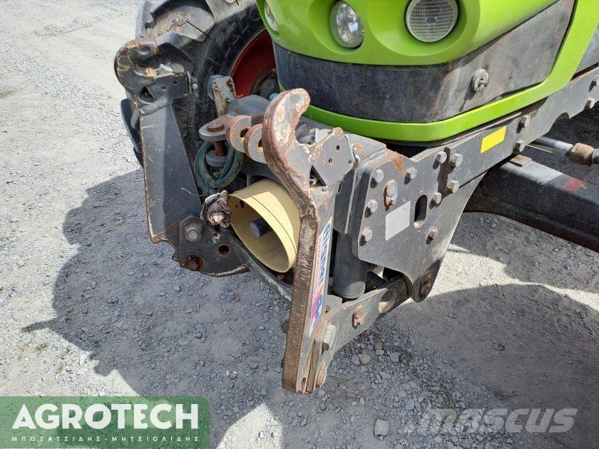 CLAAS 557 ATZ Tracteur