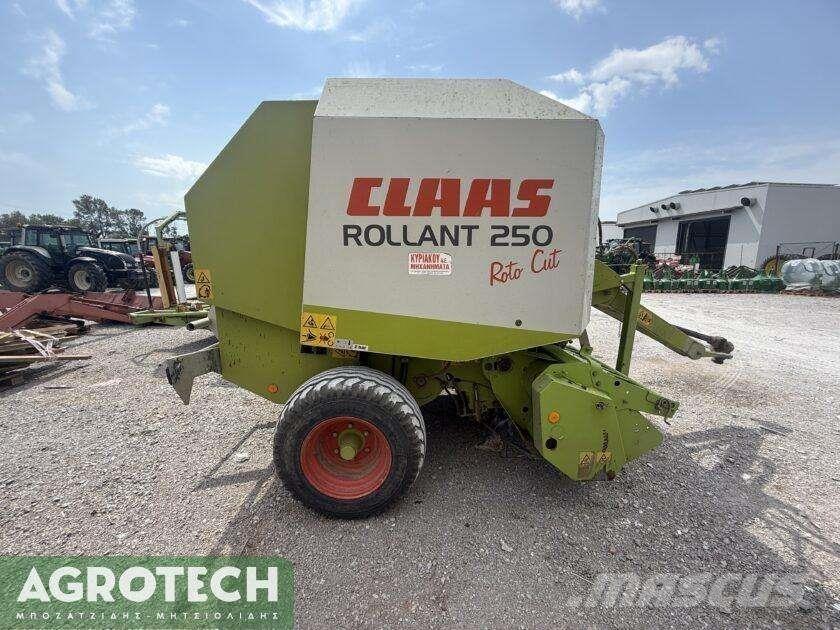 CLAAS Rollant 250 RC Presse à balle ronde