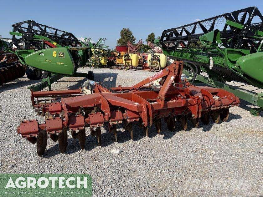  Foukas VIBPRO 400 Tracteur