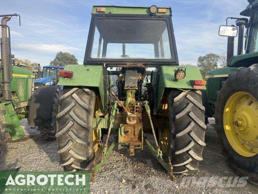 John Deere 3350 Tracteur
