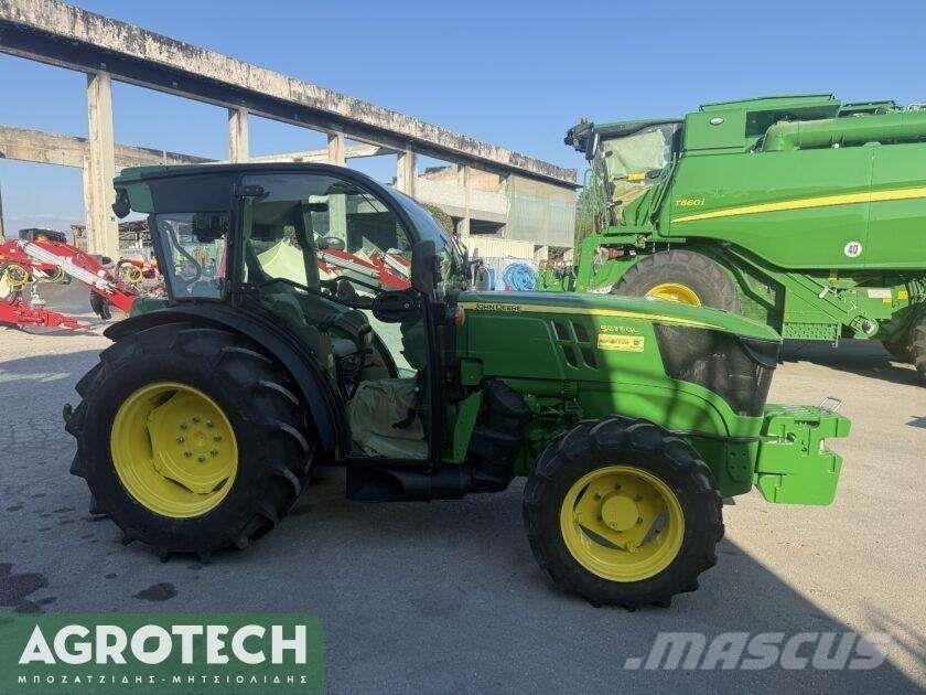 John Deere 5075 GL Tracteur