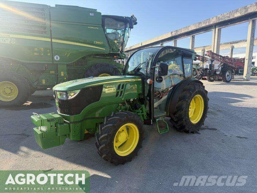John Deere 5075 GL Tracteur