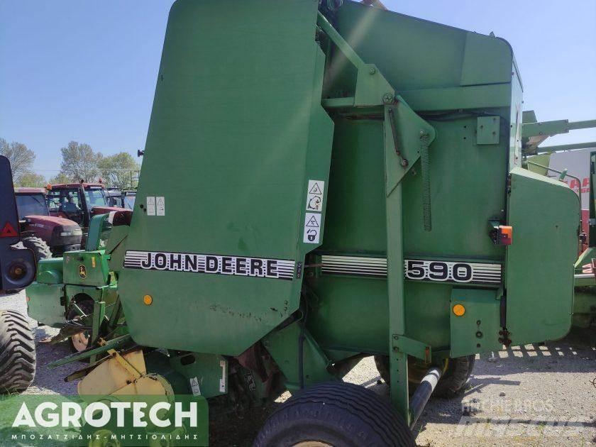 John Deere 590 Presse à balle ronde