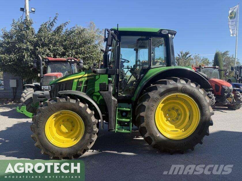 John Deere 6090M Tracteur