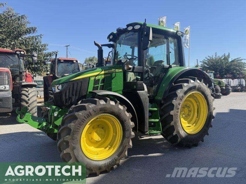 John Deere 6090M Tracteur