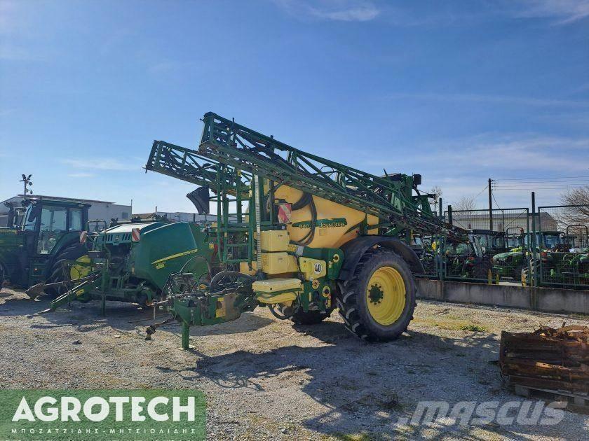 John Deere 840i Tracteur