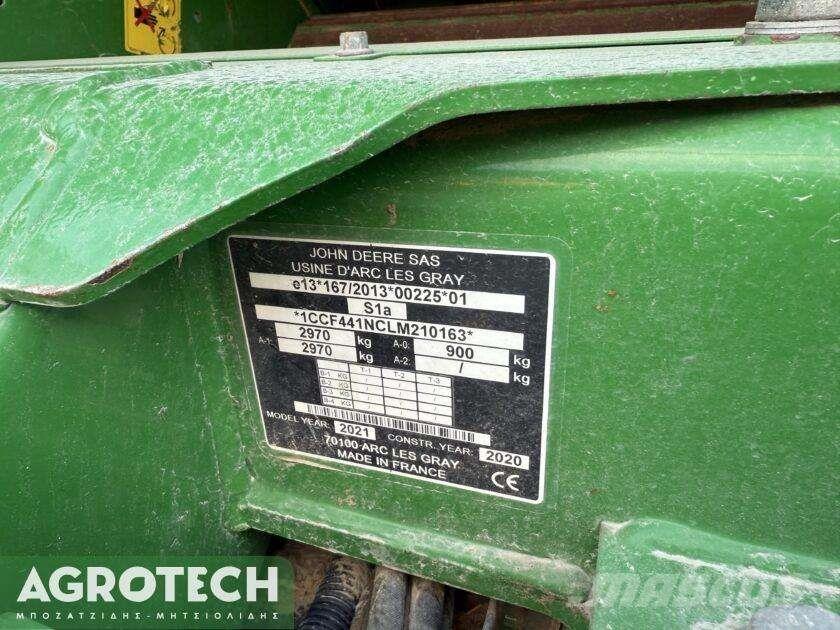 John Deere F441M Presse à balle ronde