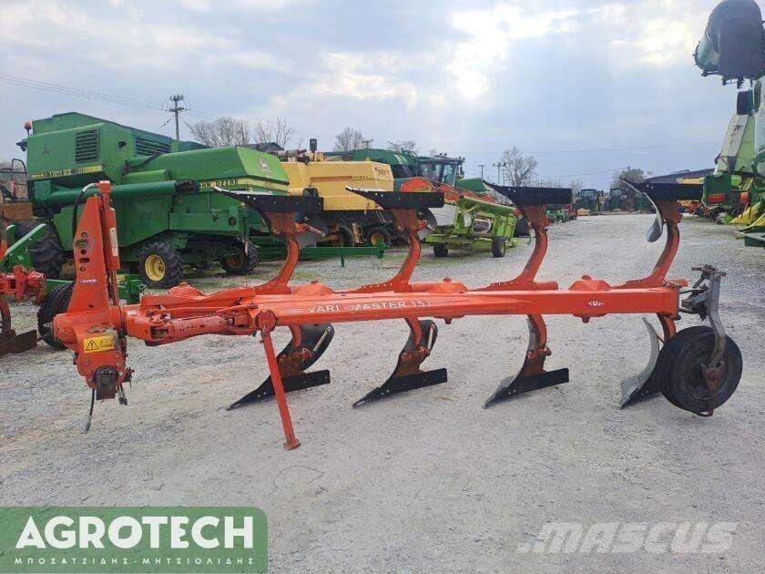Kuhn VariMaster 151 Tracteur
