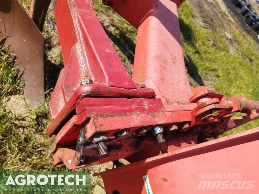 Kverneland 150 B Tracteur