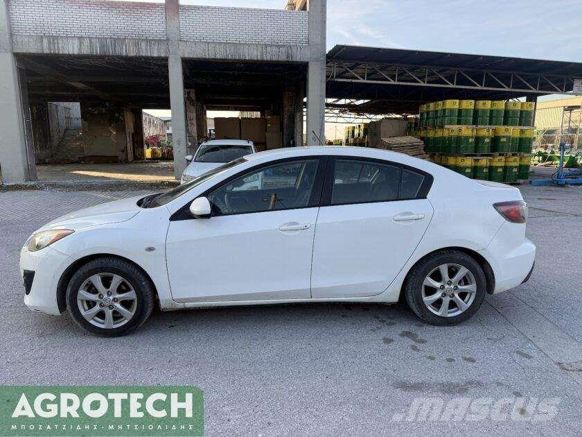 Mazda 3 Voiture