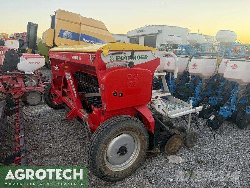 Pöttinger  Tracteur