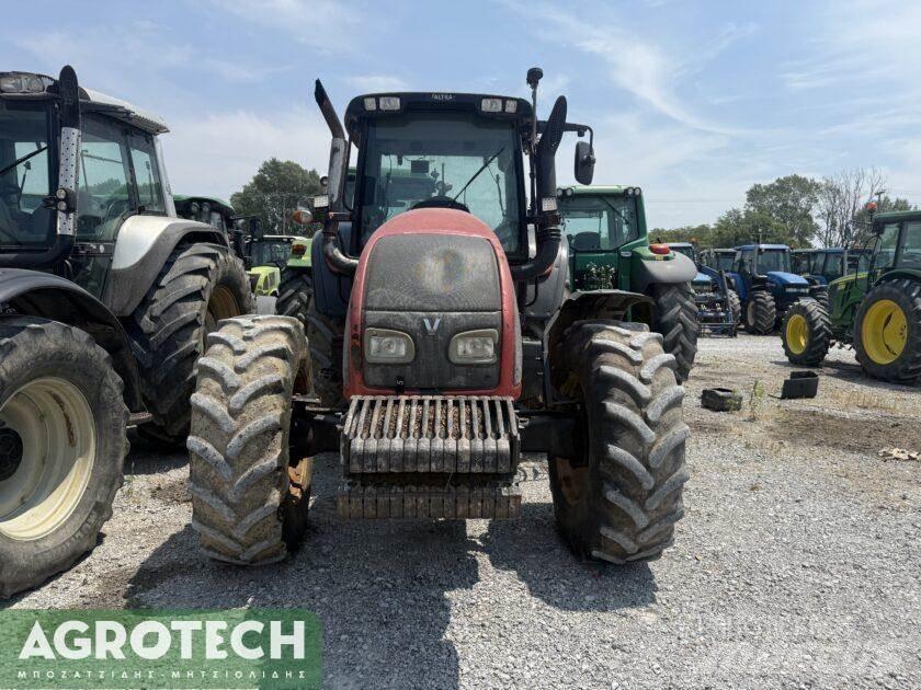 Valtra T151 Tracteur