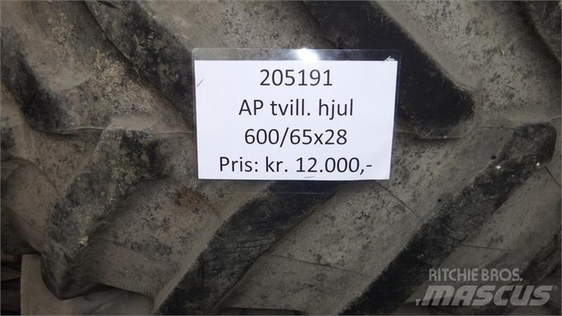 AP 600/65R28 Pneus, roues et jantes