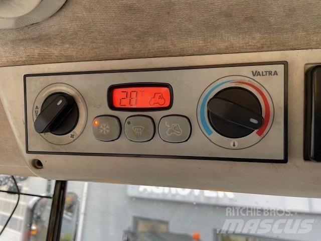 Valtra S374 Tracteur