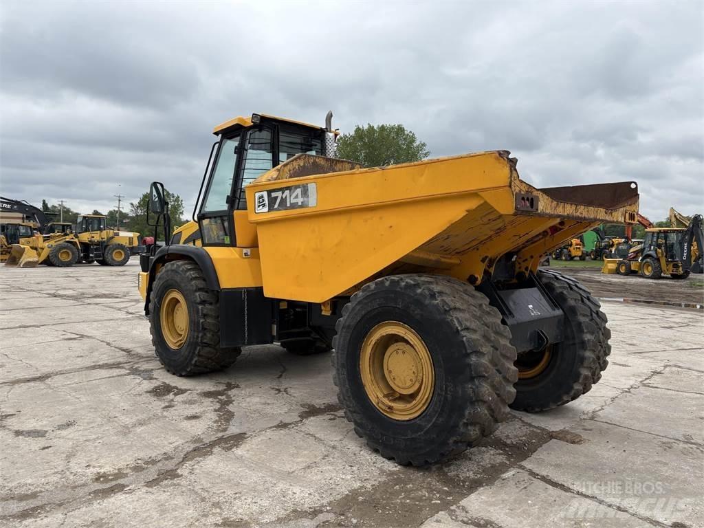 JCB 714 Tombereau articulé