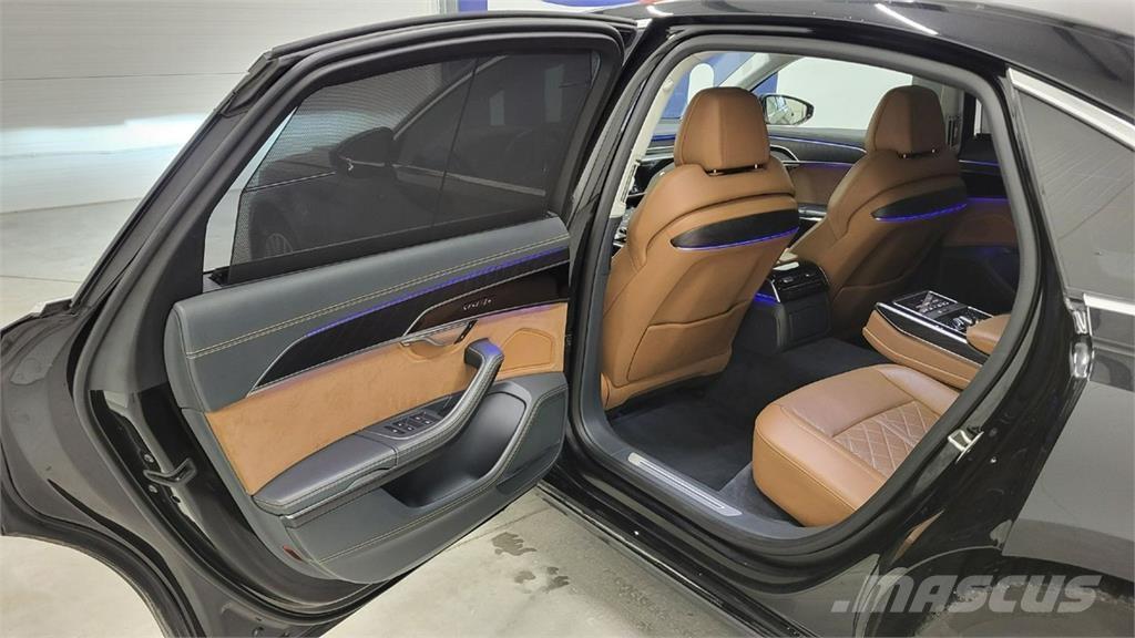 Audi A8 Voiture