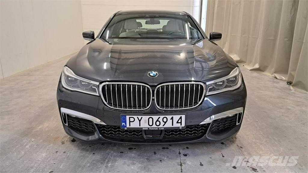 BMW 730 Voiture