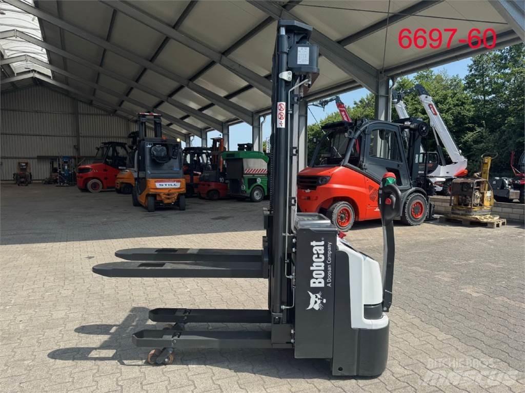 Bobcat BSL 12 N-7i Gerbeur accompagnant