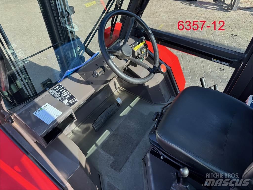 Manitou M 30 - 4 Chariot tout terrain