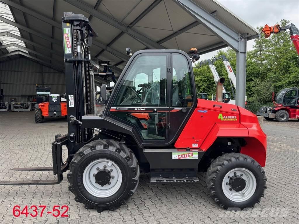 Manitou M 30 - 4 Chariot tout terrain