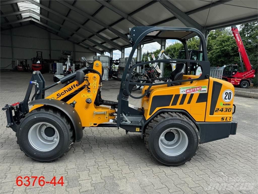 Schäffer 2430 SLT Chargeuse sur pneus