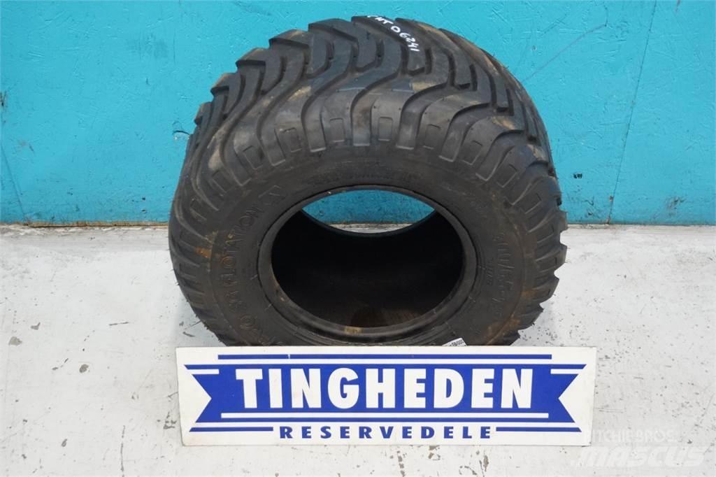  12 300/65-12 Pneus, roues et jantes