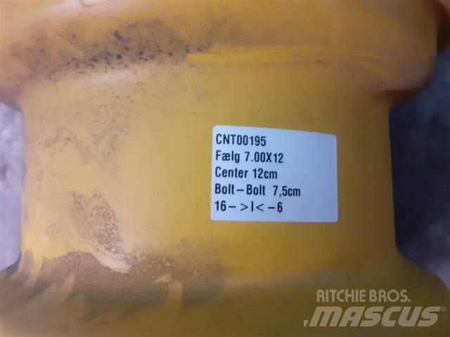  12'' 7.00x12 Pneus, roues et jantes