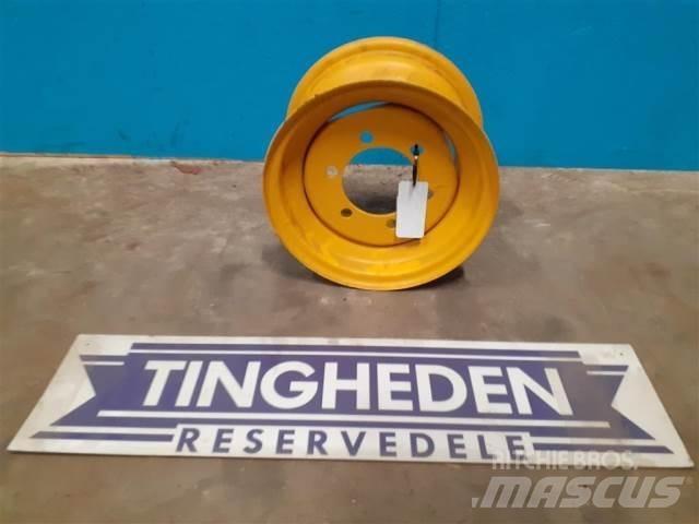  12'' 7.00x12 Pneus, roues et jantes