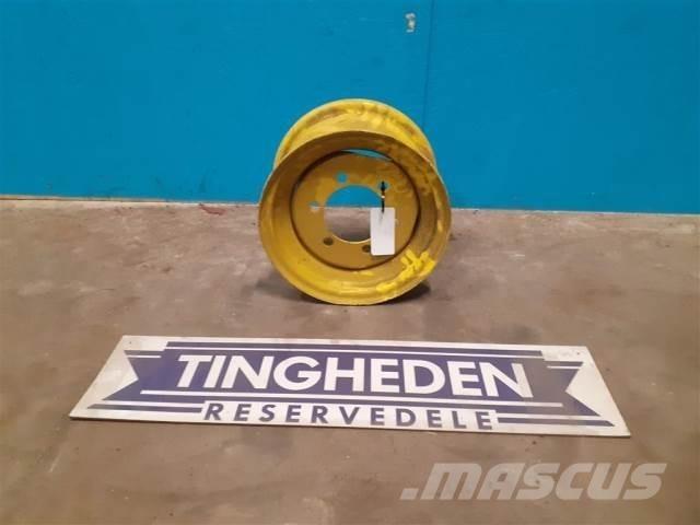  12'' 7.00x12 Pneus, roues et jantes