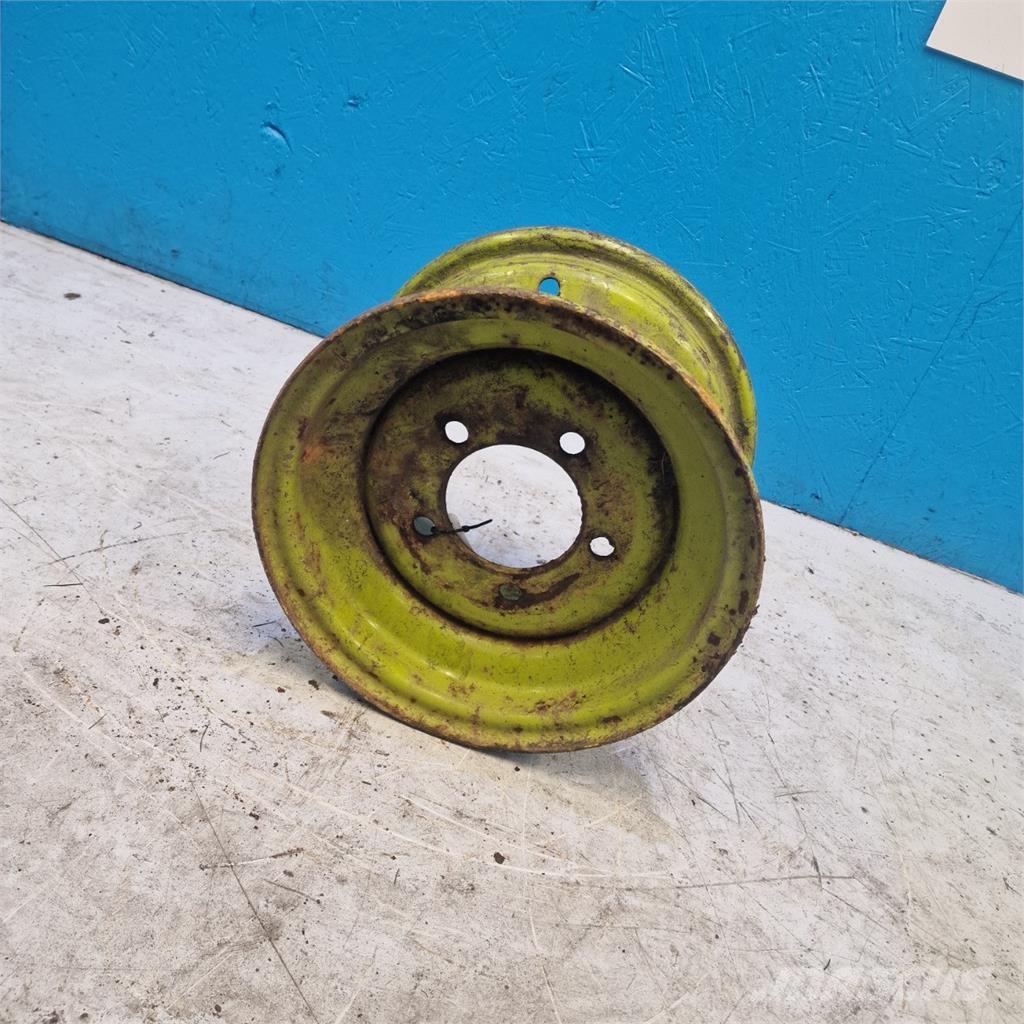  12 7.00x12 Pneus, roues et jantes