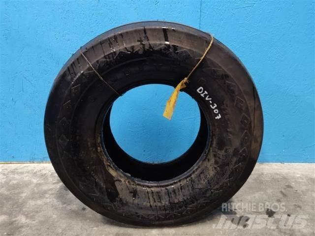  14 11L-14 Pneus, roues et jantes