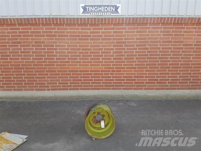  15 9.00X15 Pneus, roues et jantes