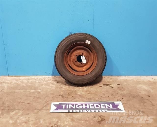  16 195/75R16 Pneus, roues et jantes