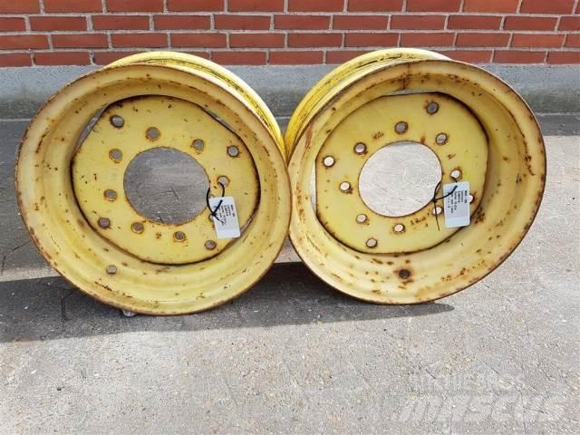  16 5.50FX16 Pneus, roues et jantes
