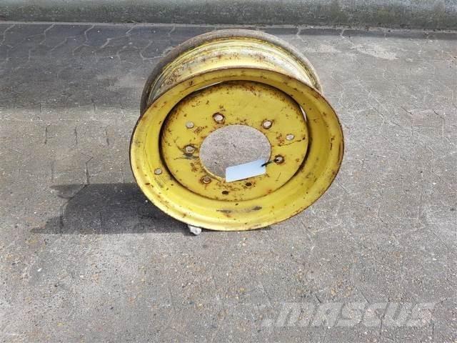  16 5.50FX16 Pneus, roues et jantes