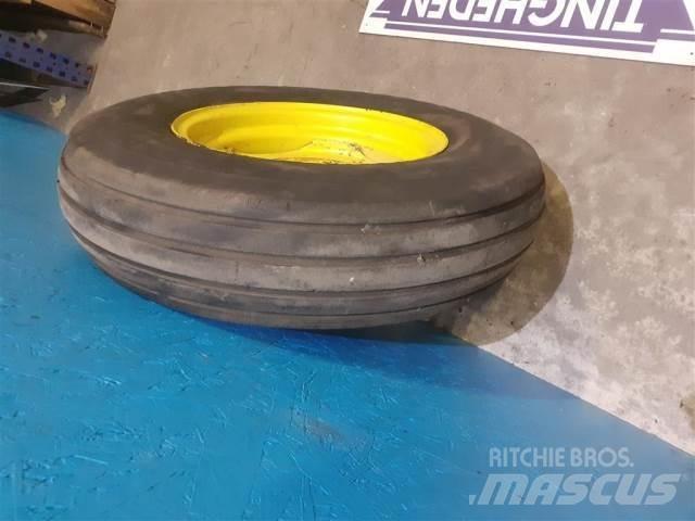  16 7.50-16 Pneus, roues et jantes