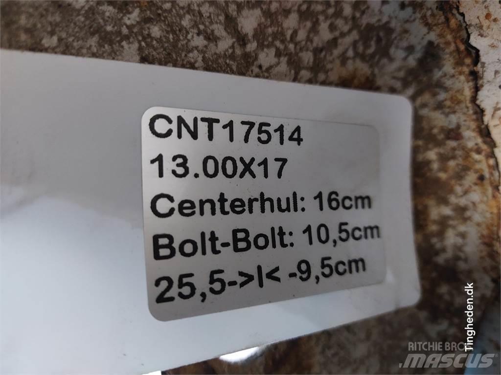  17 13.00X17 Pneus, roues et jantes