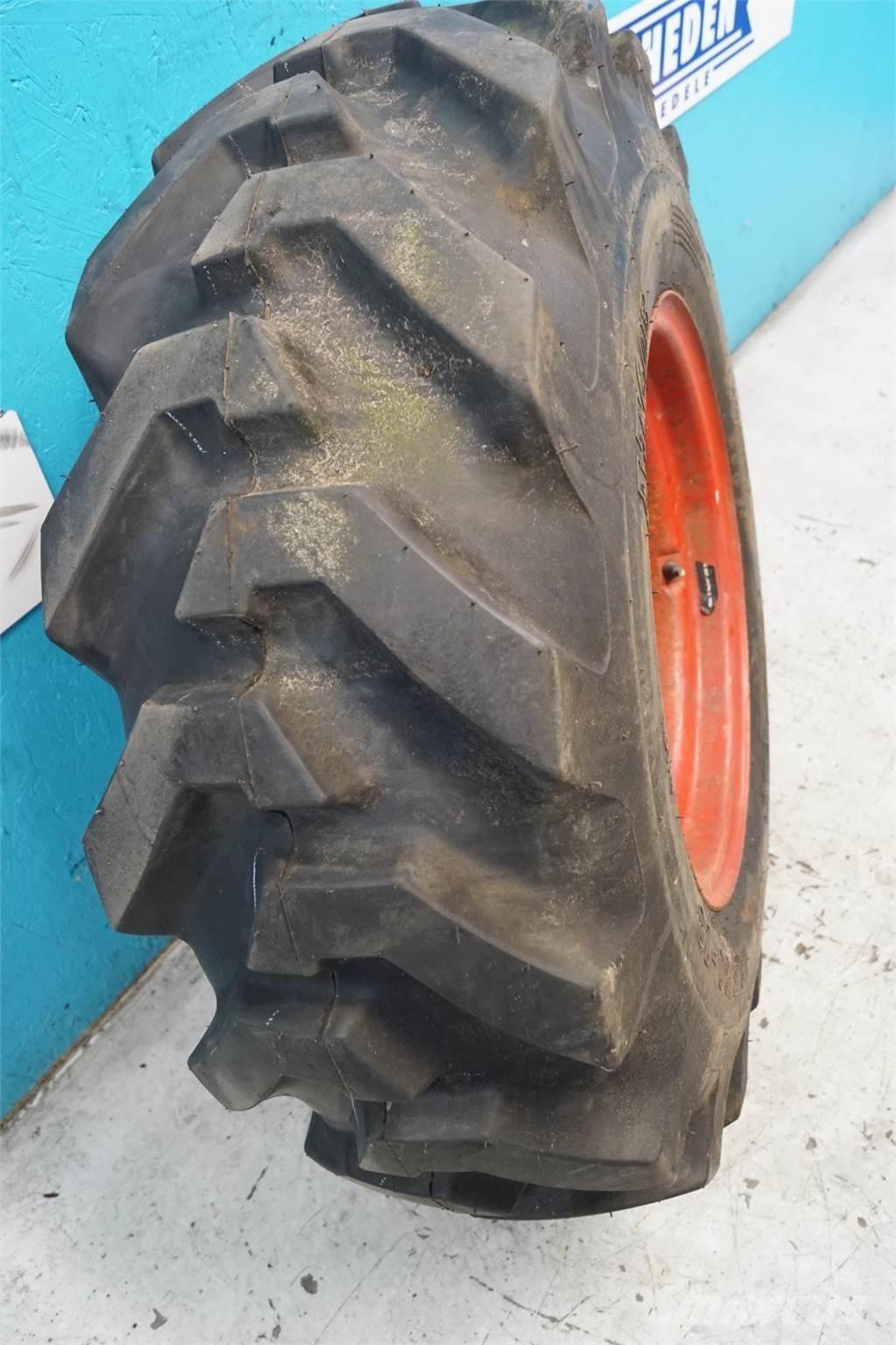  18 12.5/80-18 Pneus, roues et jantes