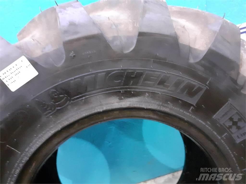  18 340/80R18 Pneus, roues et jantes