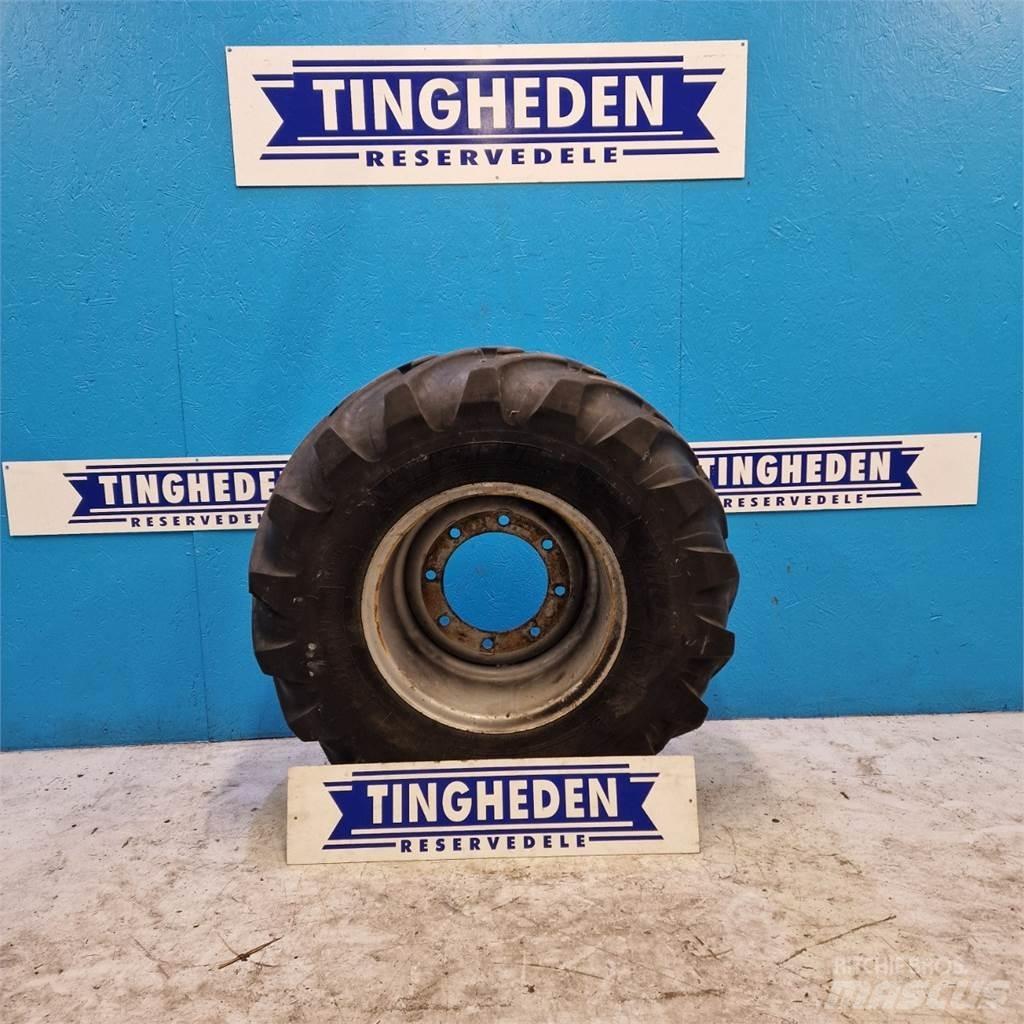  18 340/80R18 Pneus, roues et jantes