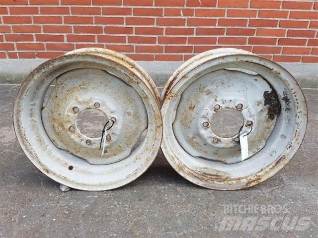  18 5.50FX18 Pneus, roues et jantes