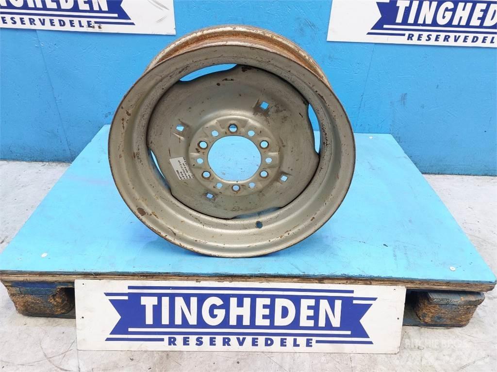  18 5.5FX18 Pneus, roues et jantes