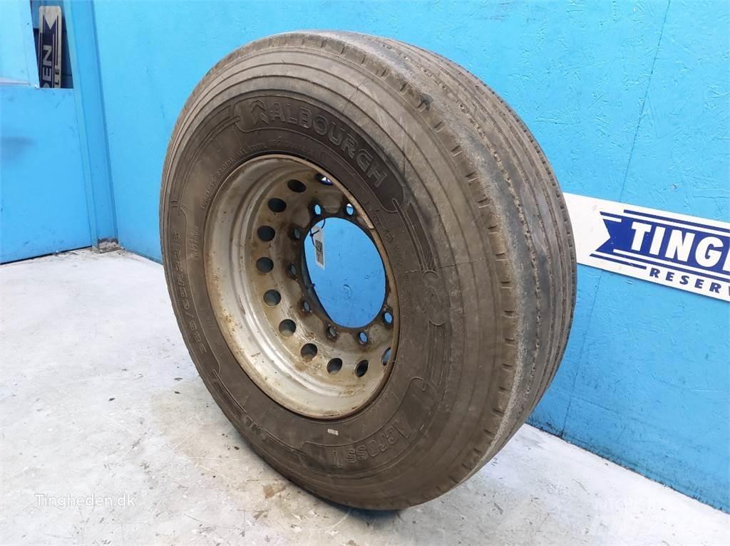  22.5 385/65-22.5 Pneus, roues et jantes