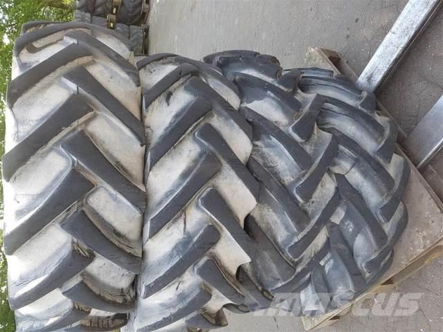  24 15.5/80-24 Pneus, roues et jantes