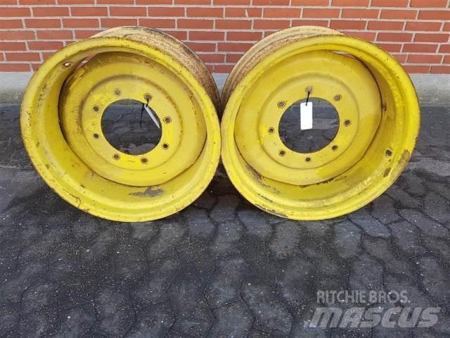  24 W11X24 Pneus, roues et jantes